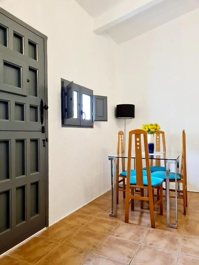 Apartament Casa Tropical, Serene Poolside Retreat In Nature Albox